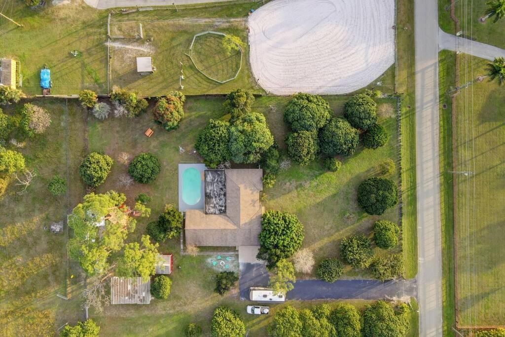 Ananda Farmhouse And Retreat. Lake Worth Beach Eksteriør bilde