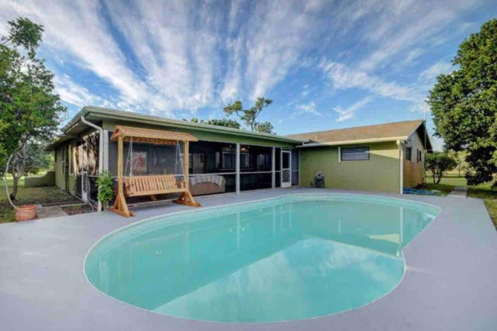 Ananda Farmhouse And Retreat. Lake Worth Beach Eksteriør bilde