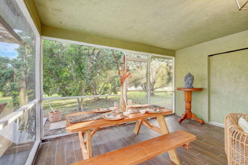 Ananda Farmhouse And Retreat. Lake Worth Beach Eksteriør bilde